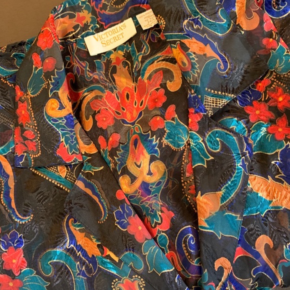 Victoria’s Secret Kimono NWOT - Picture 8 of 11